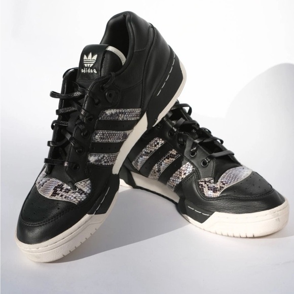 adidas Shoes - New ADIDAS X United Arrows & Sons Rivalry Low Sneakers Limited Edition 2018